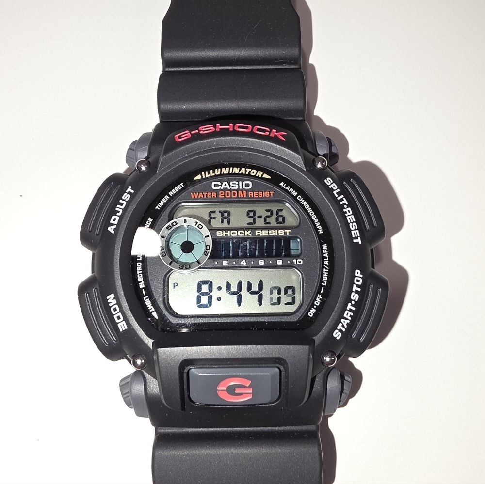 Casio G-Shock Men's Black Digital Watch DW-9052 New